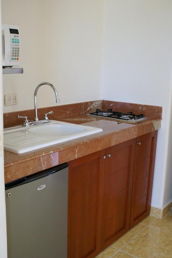 Suites Riviera Cancún Eksteriør billede