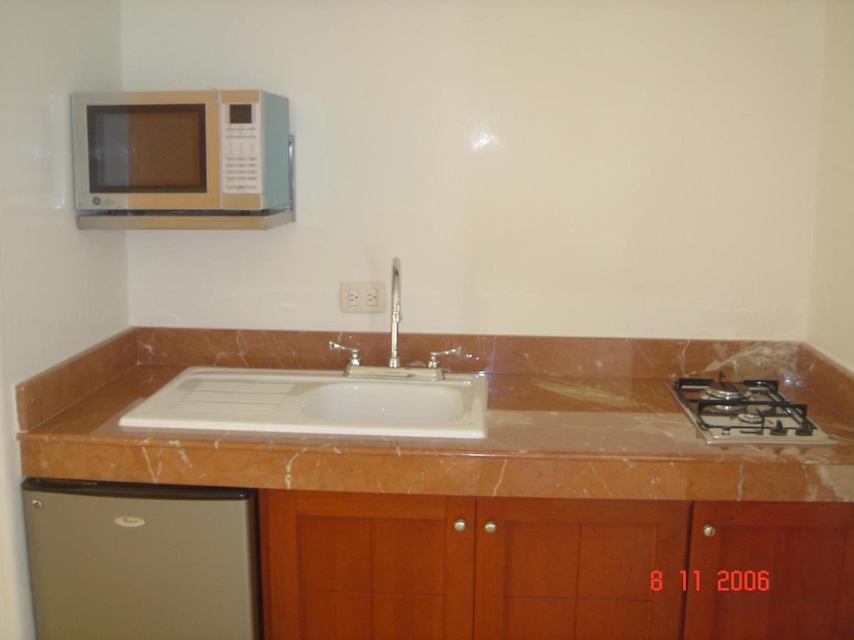 Suites Riviera Cancún Eksteriør billede