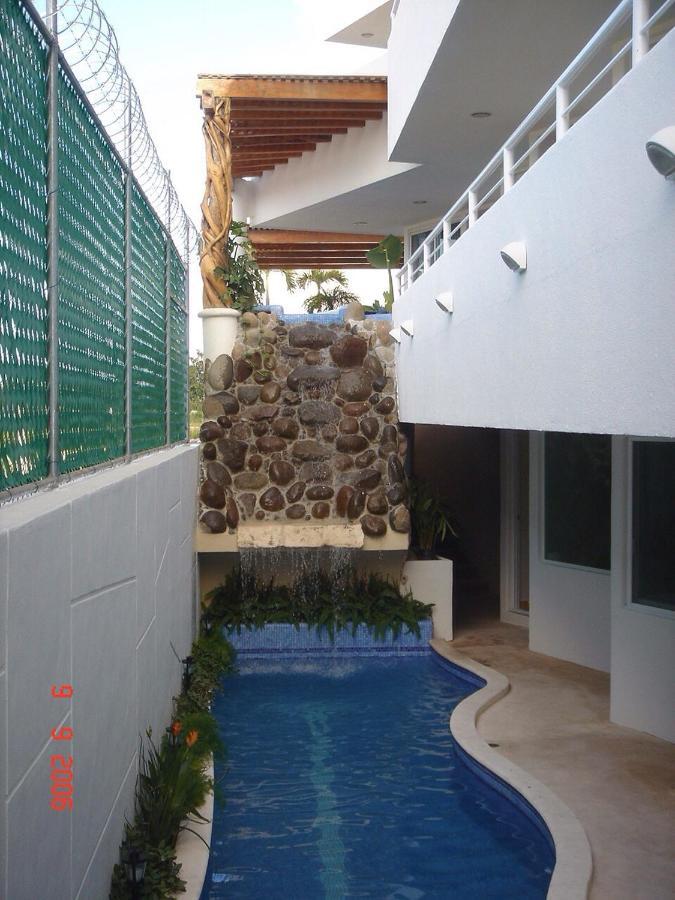 Suites Riviera Cancún Eksteriør billede